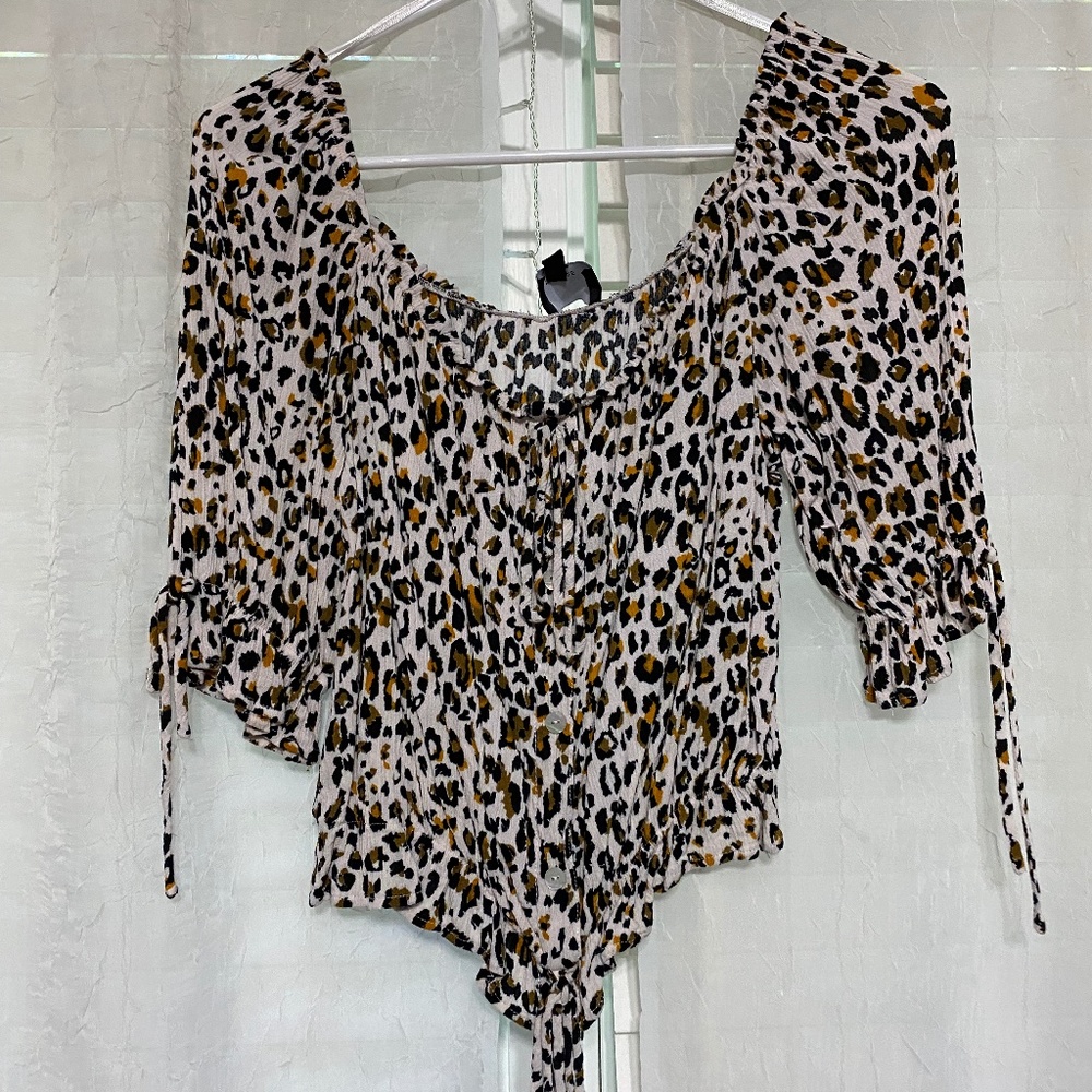 Off Shoulder Cheetah Blouse